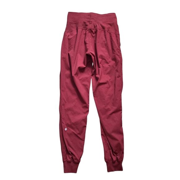 ❤️FINAL SALE❤️ Lululemon Dance Studio Mid-Rise Jogger Red Merlot - Picture 8 of 12